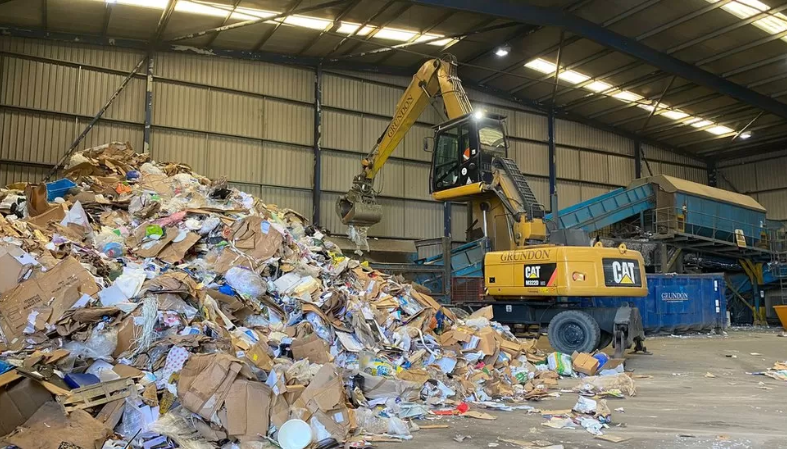 Plastic waste sorting